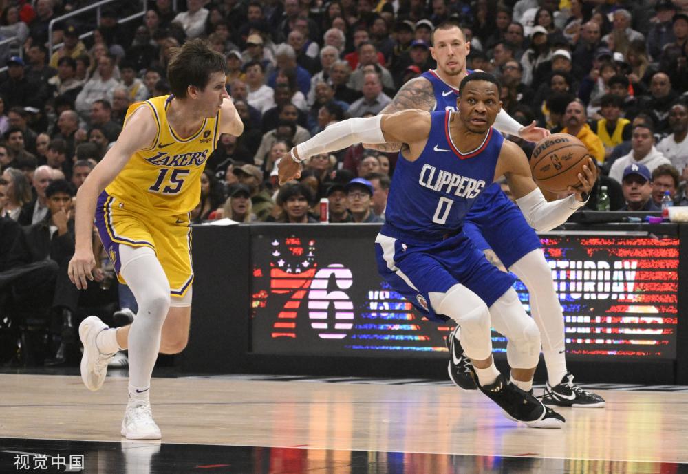 带来进一步 带来进一步