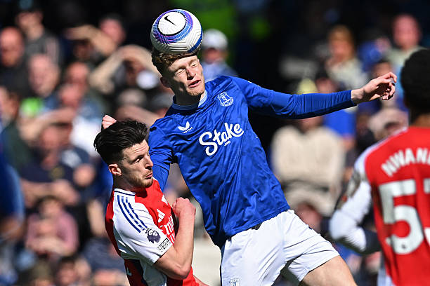 他希望跟随 他希望跟随